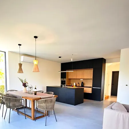 Maslina Villa *